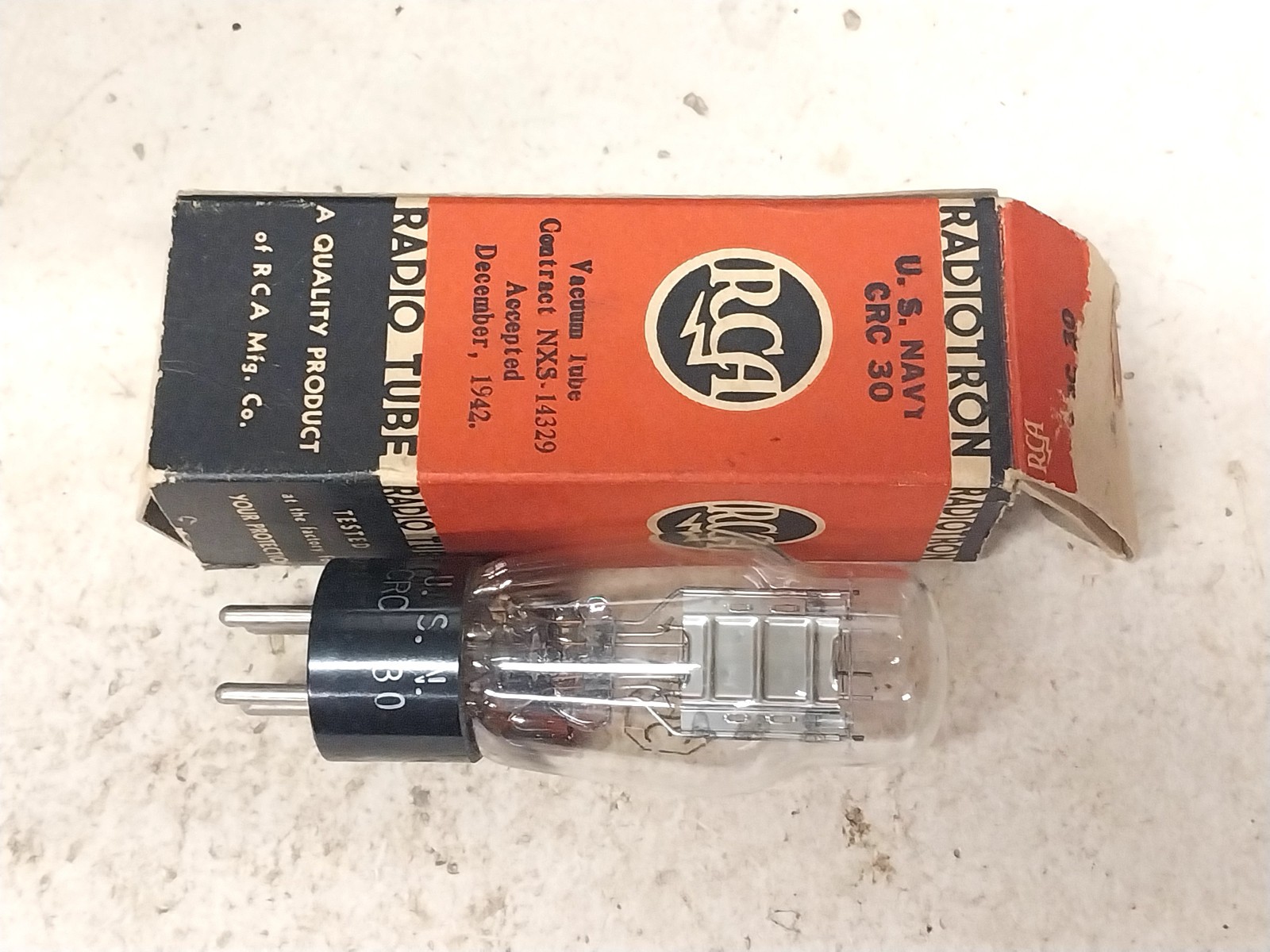 New Unused Navy RCA 30 Triode / Old Vintage Ham Radio Tube Receiver Transmitter