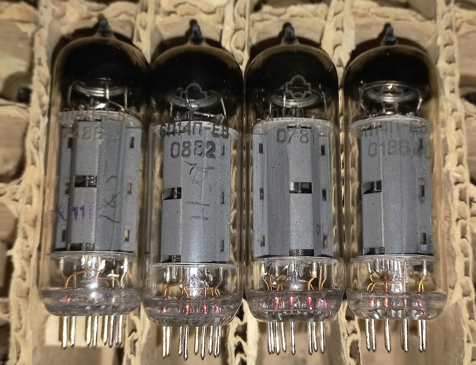 4 x REFLECTOR 6P14P-EV EL84 6BQ5 7189 Tubes