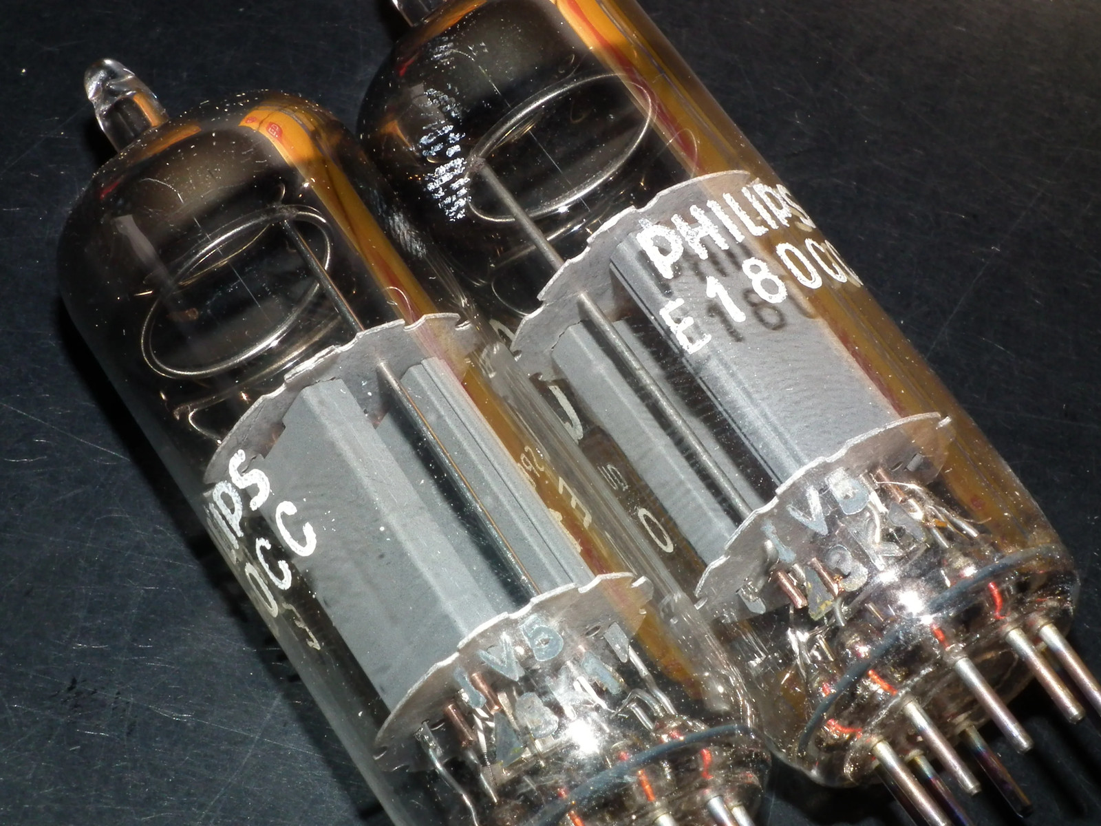 Philips E180CC 7062 Platinum Matched pair NOS NIB Holland Heerlen 1963
