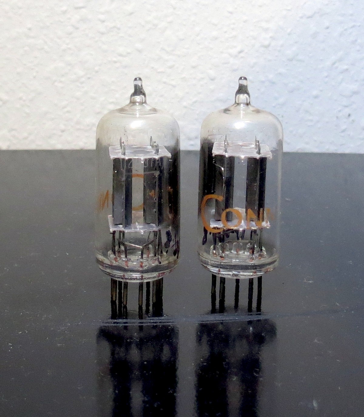 RARE MILITARY GRADE Matched Pair CONN USA 12au7A/ECC82 Double Mica tubes – 1960s