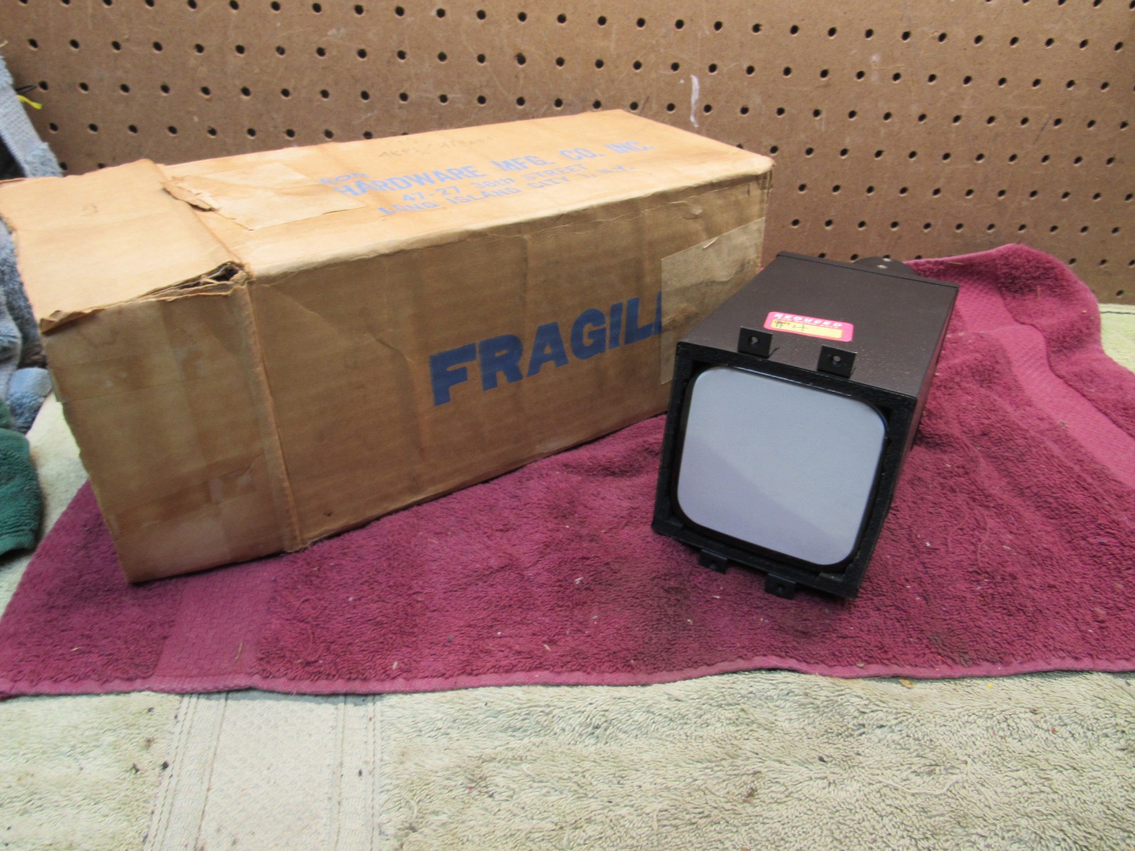 Vintage NOS ETC 4KP1 41HAP1 3.5″ CRT Electronic Tube Co. + JAN Shield