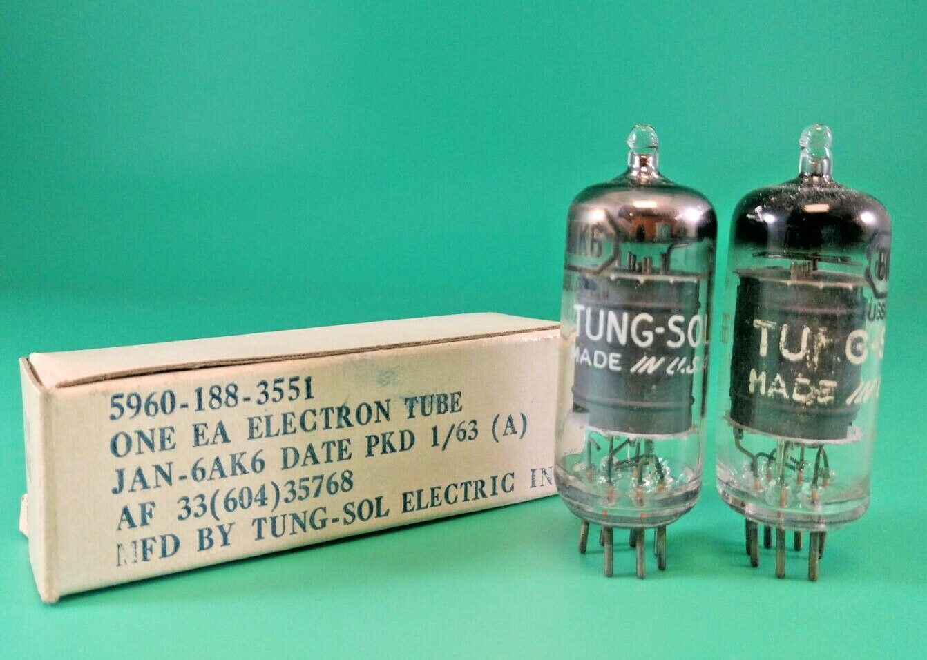 LOT OF 2 TUNG-SOL JAN-6AK6 MILSPEC ELECTRON TUBE VINTAGE RADIO 6AK6