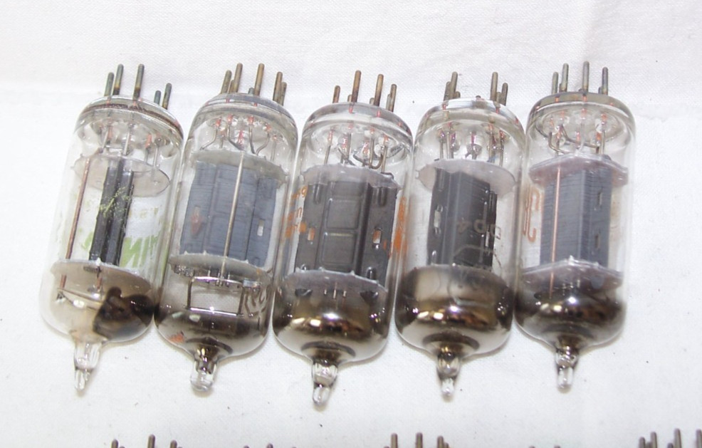 Lot of (30) 6C4 tubes,radio,amplifier,EC90,RCA,Tung-Sol,Sylvania,GE,Motorola,+