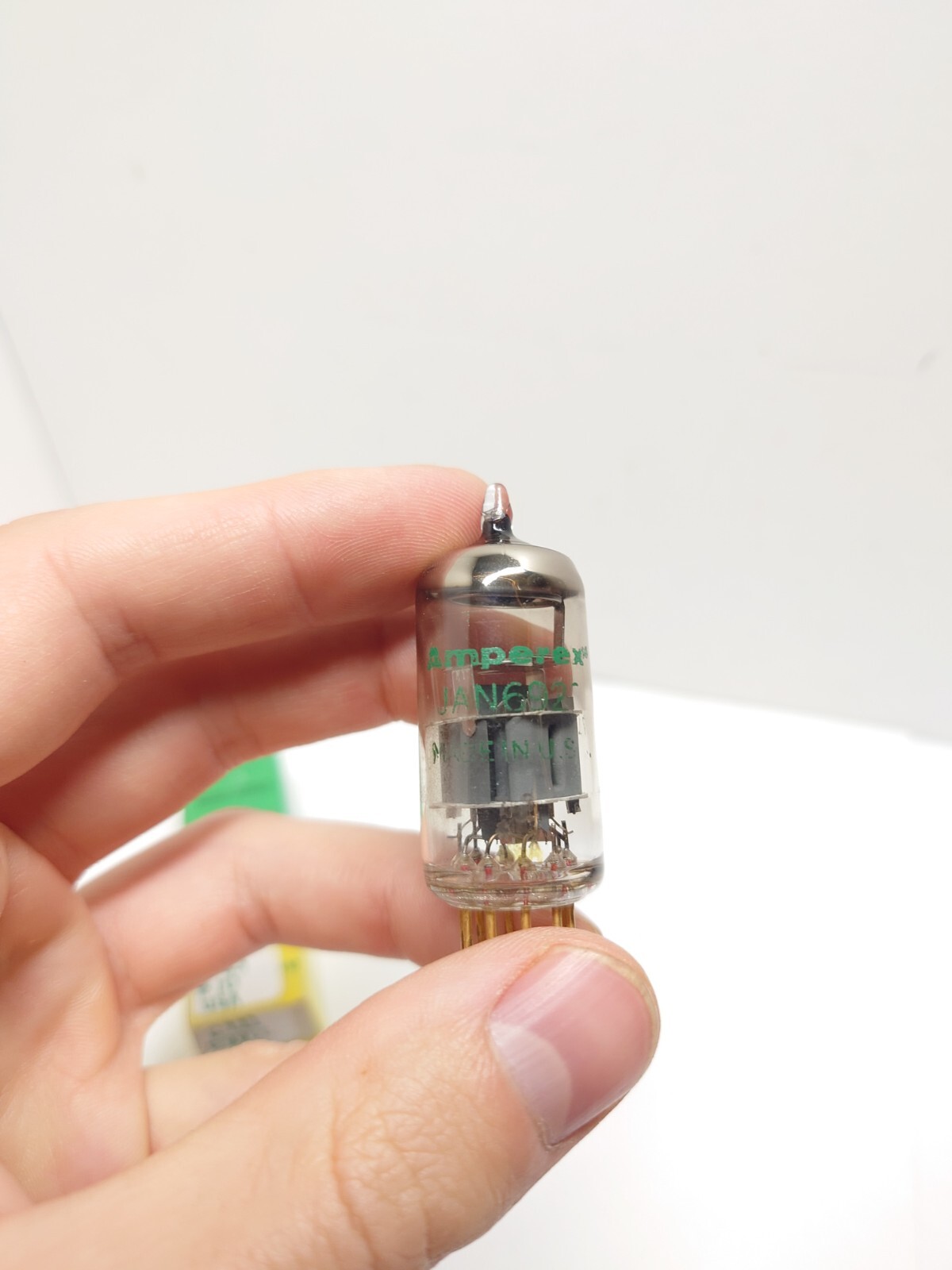 NOS NIB 1pc of Amperex 6922 E88CC Code 7L3 Tested VACUUM TUBE O-Getter Gold Pin