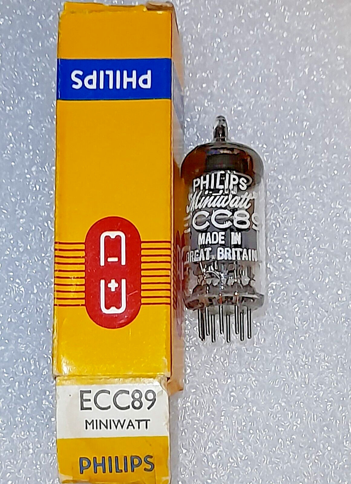 ECC89 (6FC7) Philips Miniwatt NOS Vacuum Tube, made in England B&K 747B Tested