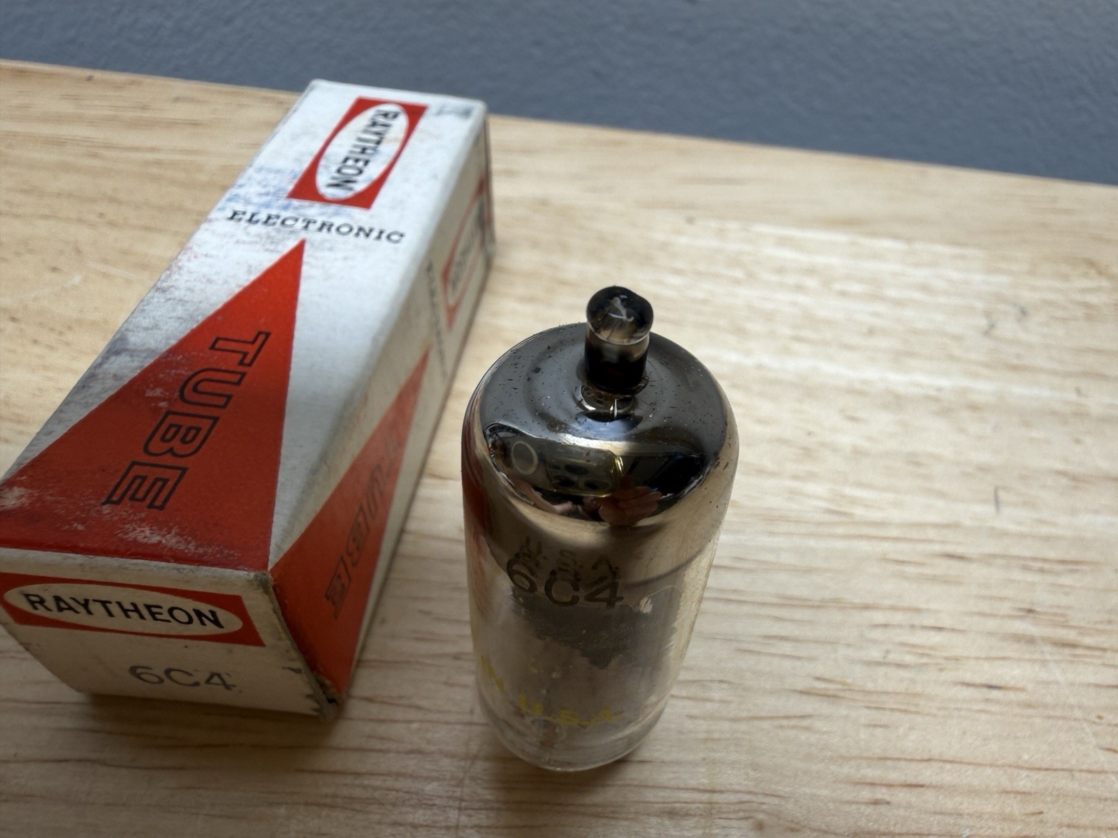 Vintage Raytheon 6C4 Vacuum Tube. Untested.