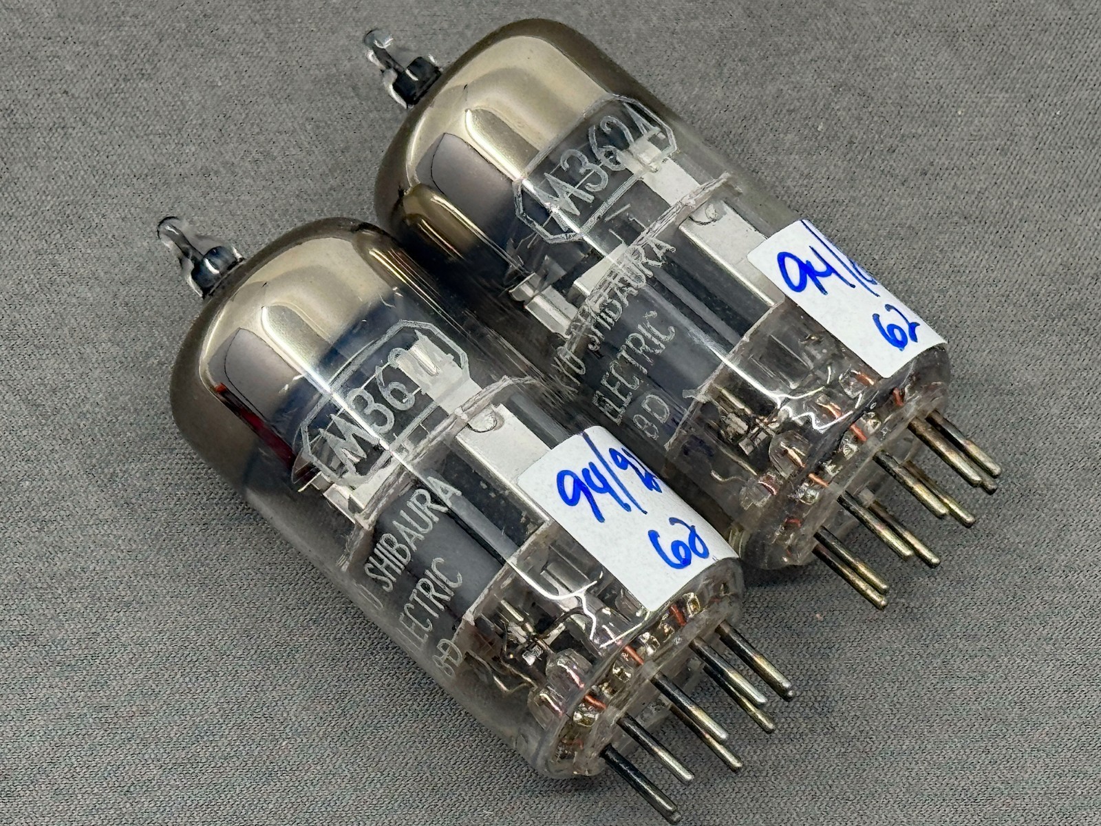 (2) Toshiba M3624 6DJ8 ECC88 Vacuum Tubes O Getters Test Strong TV-7BU