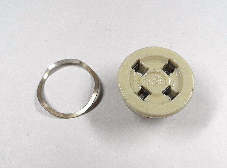 Amphenol Ceramic Tube Sockets (2) for 811A & 572B Amplifier Tubes and Others NOS