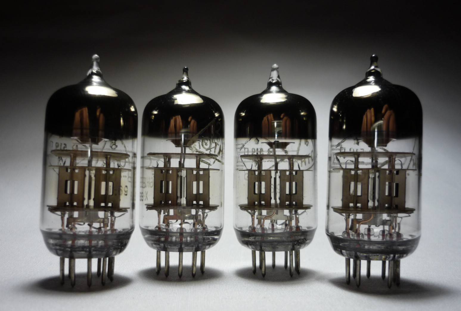 4pcs. 6N2P-EV / 6Н2П-ЕВ ~ 6CC41 Double triode NEW. DATE 1969