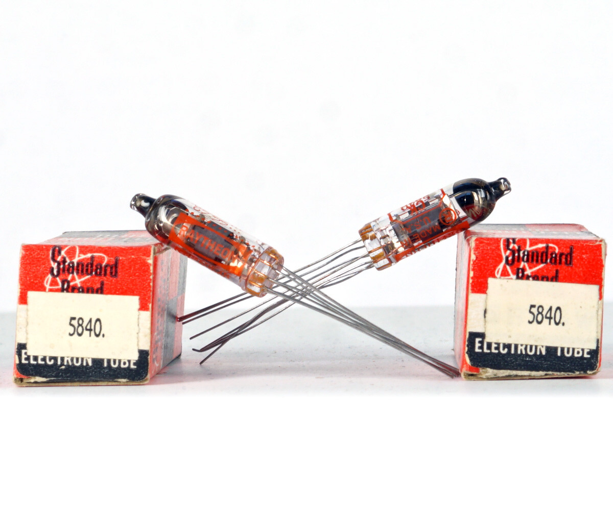 ONE 5840 RAYTHEON NOS Tube Valve Lampe TSF Röhre Valvola 진공관 真空管 电子管 Valvula
