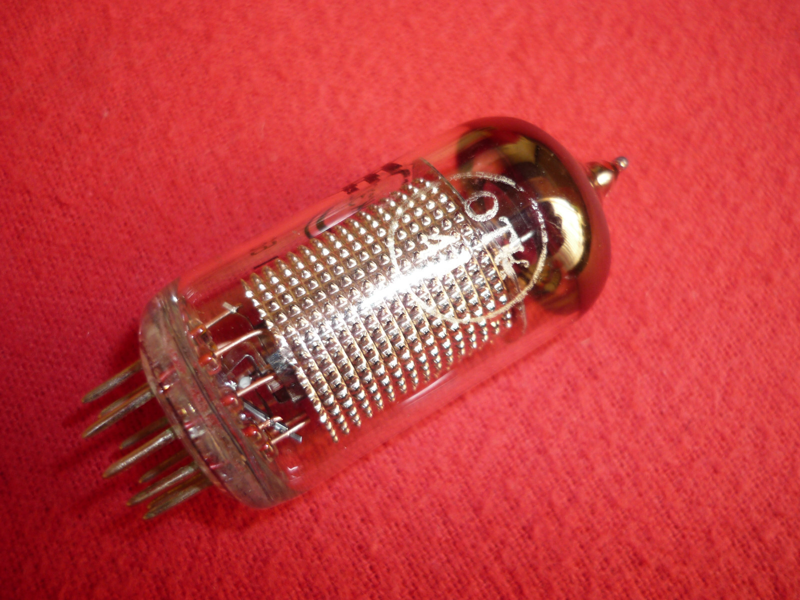 1pc. 6J32P / 6Ж32П ~ EF86, 6267 High-frequency pentode NEW. I-1966