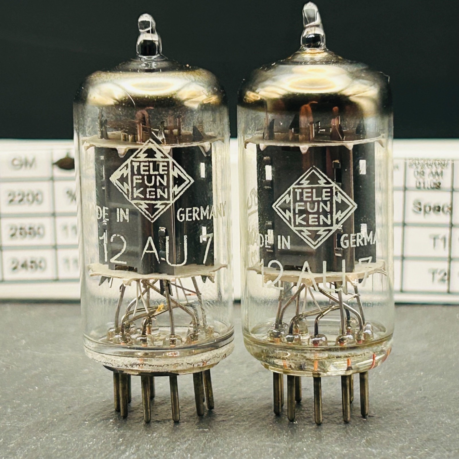 Telefunken 12AU7 ECC82 Matched Pair Ribbed Plate Diamond Bottom Tested Strong