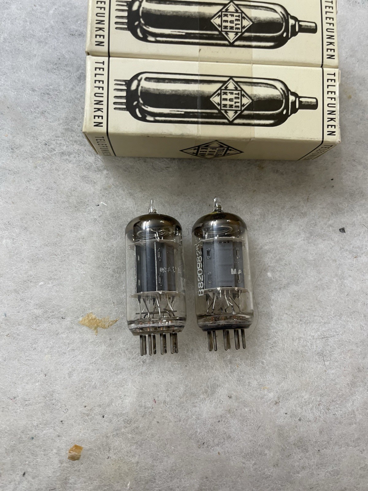 Telefunken ECC82 12AU7 Diamond Bottom Ribbed Plate Tested NOS NIB Matched