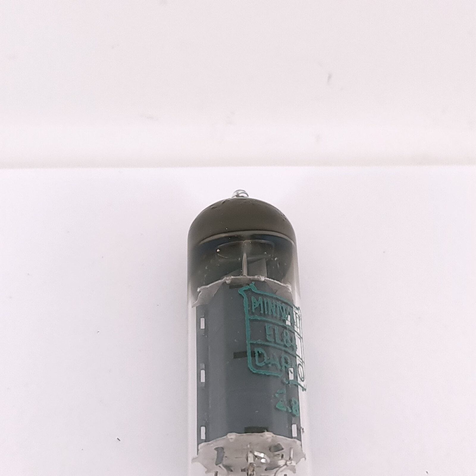 1 X EL84 MINIWATT-DARIO TUBE. 1950s RTC PROD. D-G. COPPER RODS. USED. 141.CH168