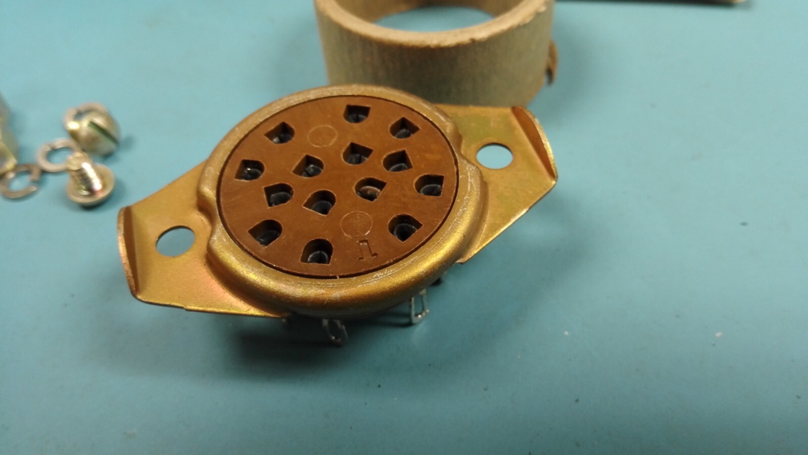 16188-2 Allied SOCKET OLD RADIO OR 16124-3 TUBE SOCKETS *** USA SELLER ***