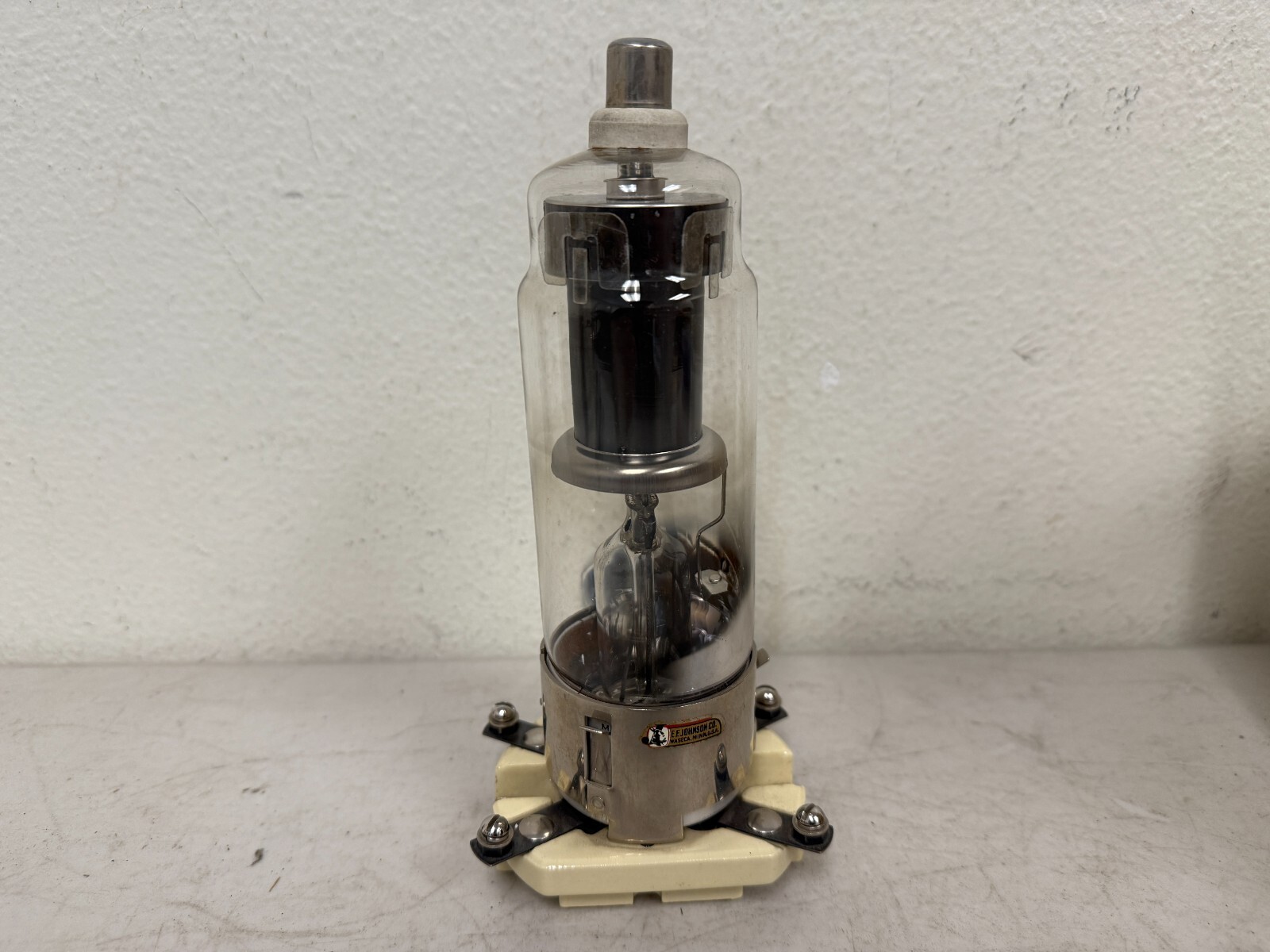 E.F. Johnson JAN Electron Tubes 123-206-100 – Waseca, MN USA Vintage