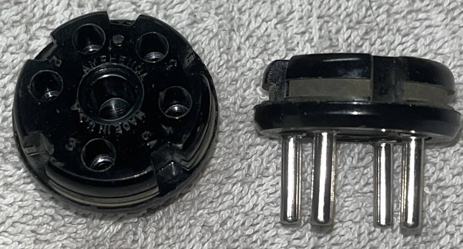 5-Pin amphenol Tube Adapter Test Socket lot of 2