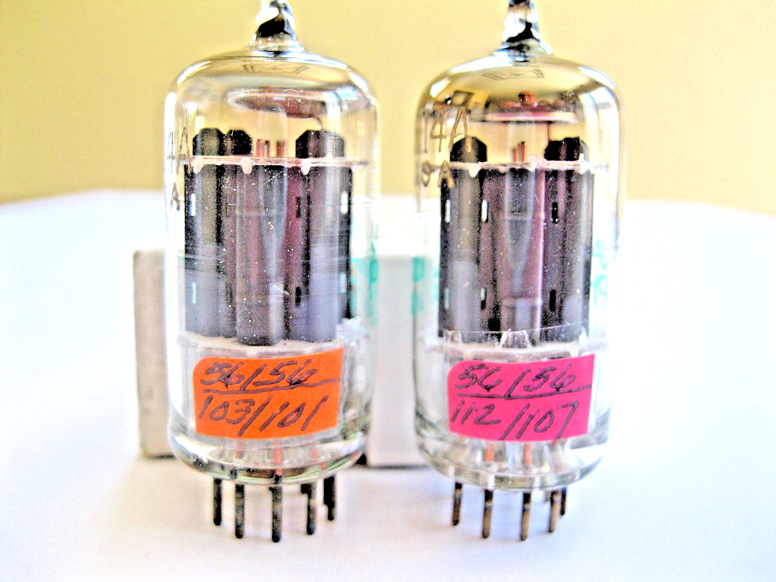 2 PHILIPS ECG JAN-5814A/12AU7A VACUUM TUBES GRAY PLATE O GETTER 1982 TV-7 TESTED