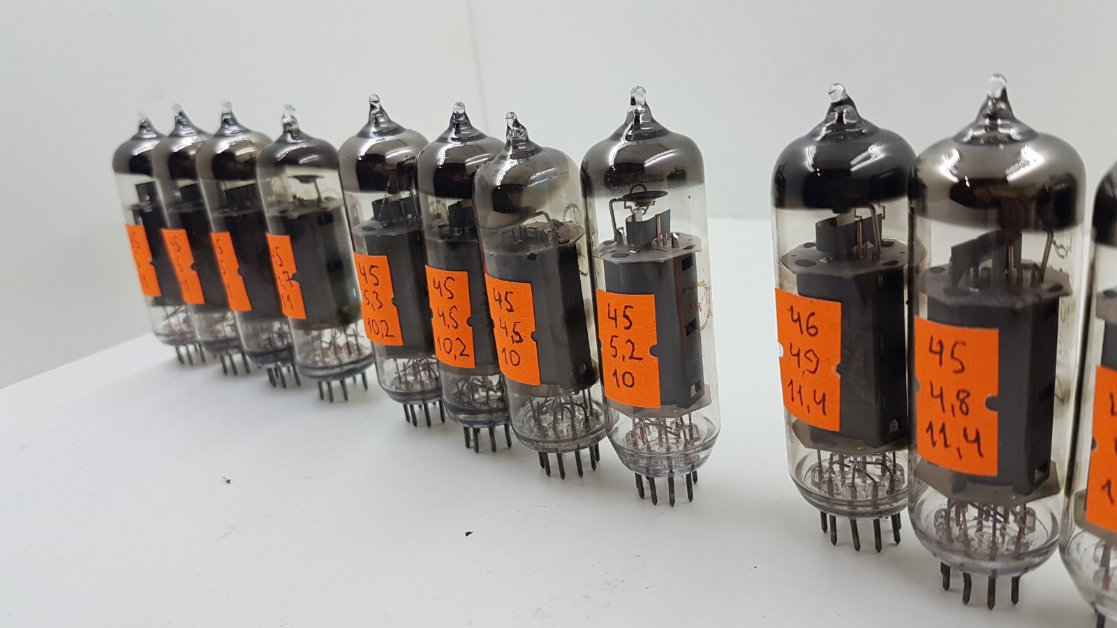 Matched pair 6P14P / EL84M /6BQ5 – USED TESTED TUBE – Vacuum Pentode tubes