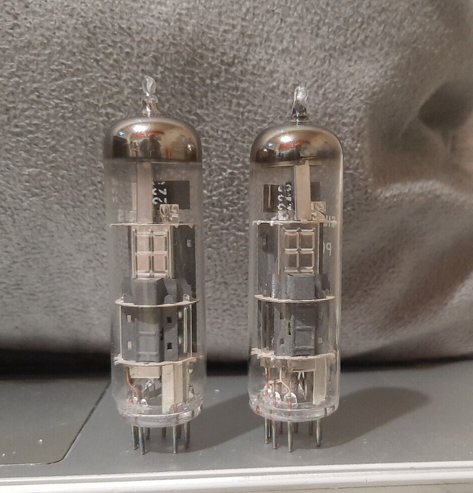 2 x PCL86 SIEMENS TUBE NOS ;619