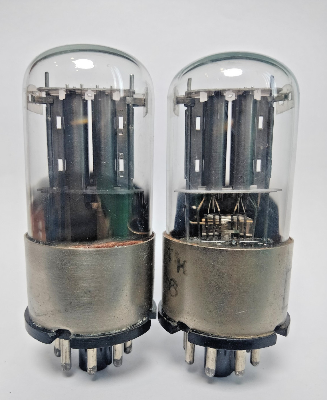 2 pcs USED 6N9S /6SL7/ 1579 Melz Metal Base tybes Matched Pair
