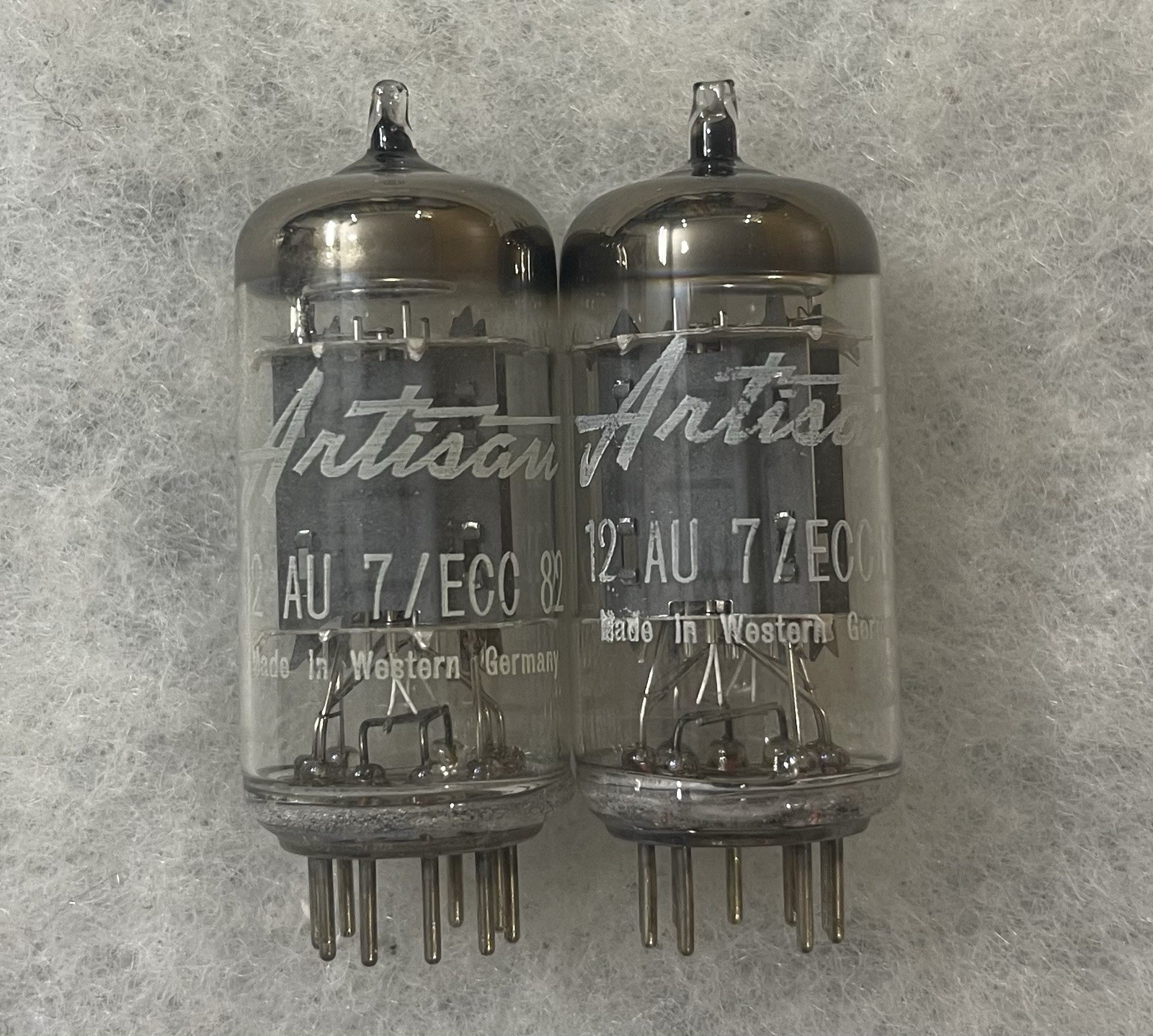 Telefunken ECC82 12AU7 ECC802S Diamond Bottom Ribbed Plate NOS Matched Pair #2