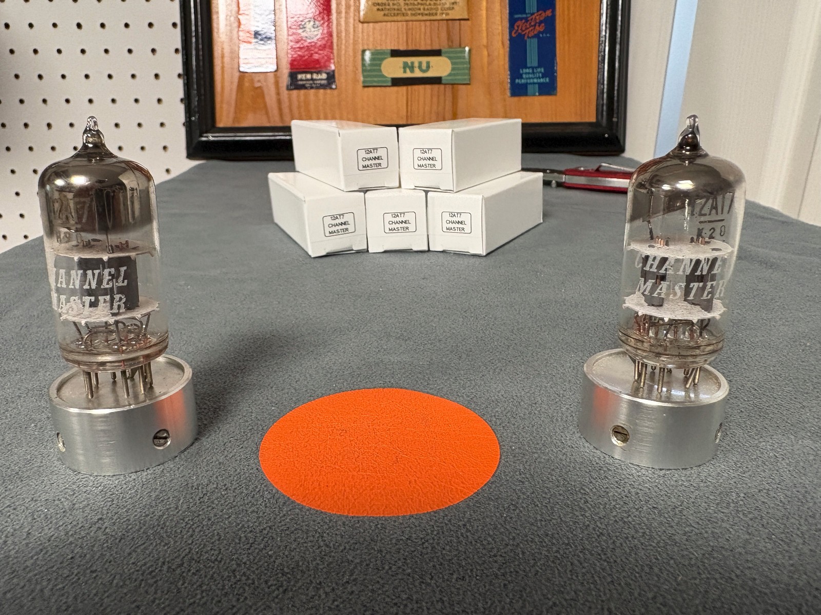 Sleeve of Channel Master 12AT7 Tubes – NOS – Amplitrex Test Results
