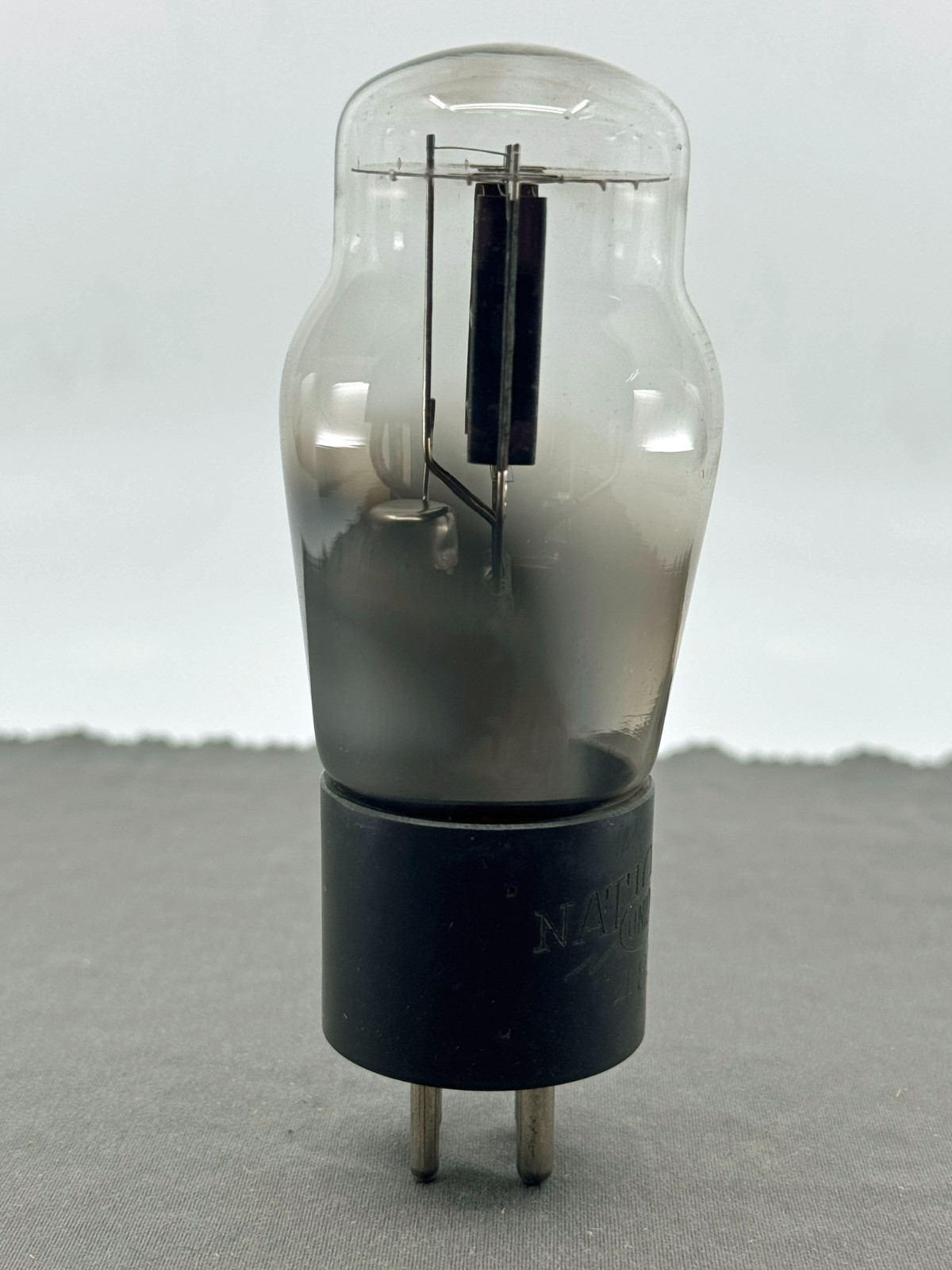 (1) Rare National Union 483 Power Triode Black Plate Engraved Base Tests Strong