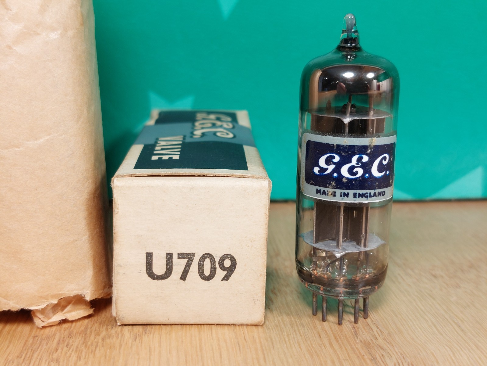 Single GEC U709 (~6CA4/EZ81) NOS NIB Vacuum Tube
