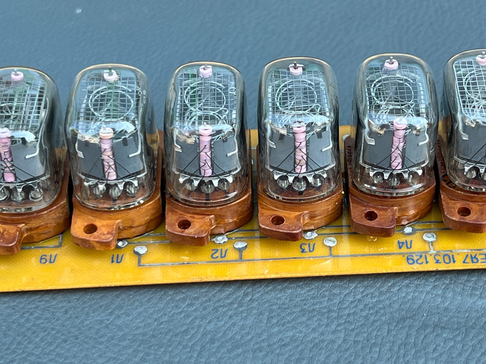 IN-12B,IN15A,IN15B Soviet Russian Nixie Indicator Tubes Lot of 10 pcs w/Socket