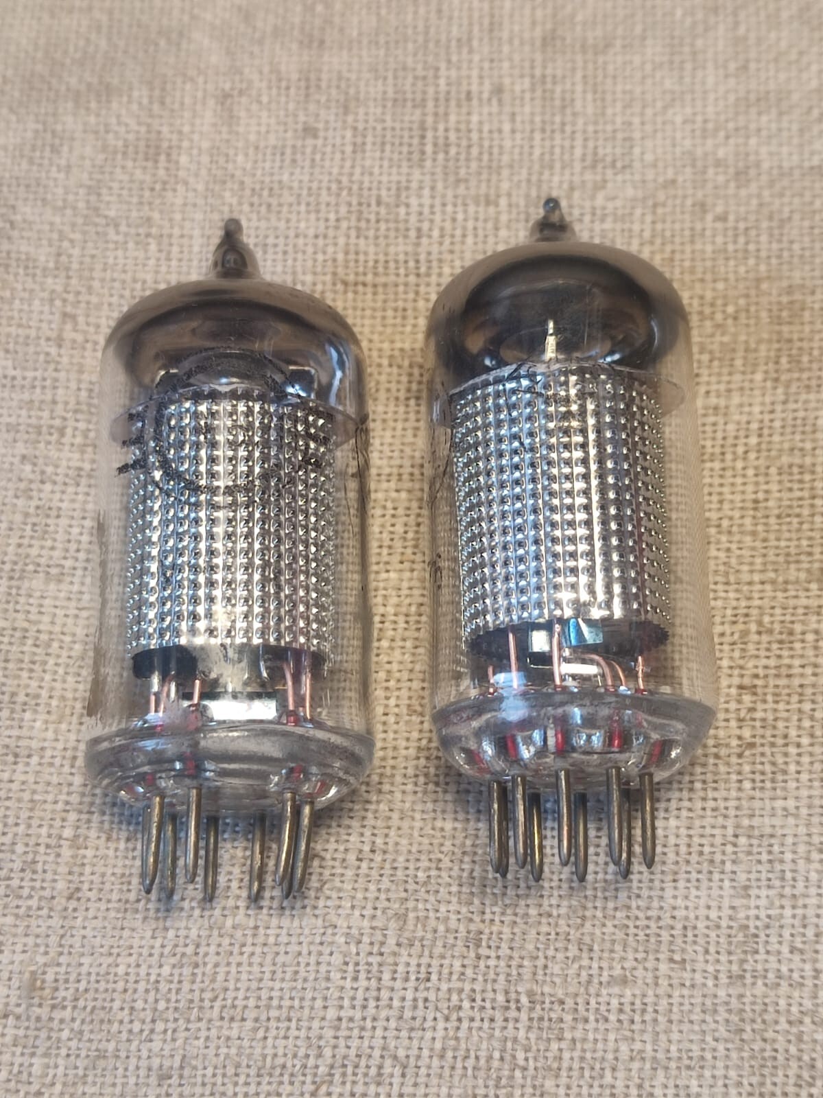 2 pcs. 6J32P / 6Ж32П = EF86 = 6267 USSR Audio pentode tube Svetlana 1970-x