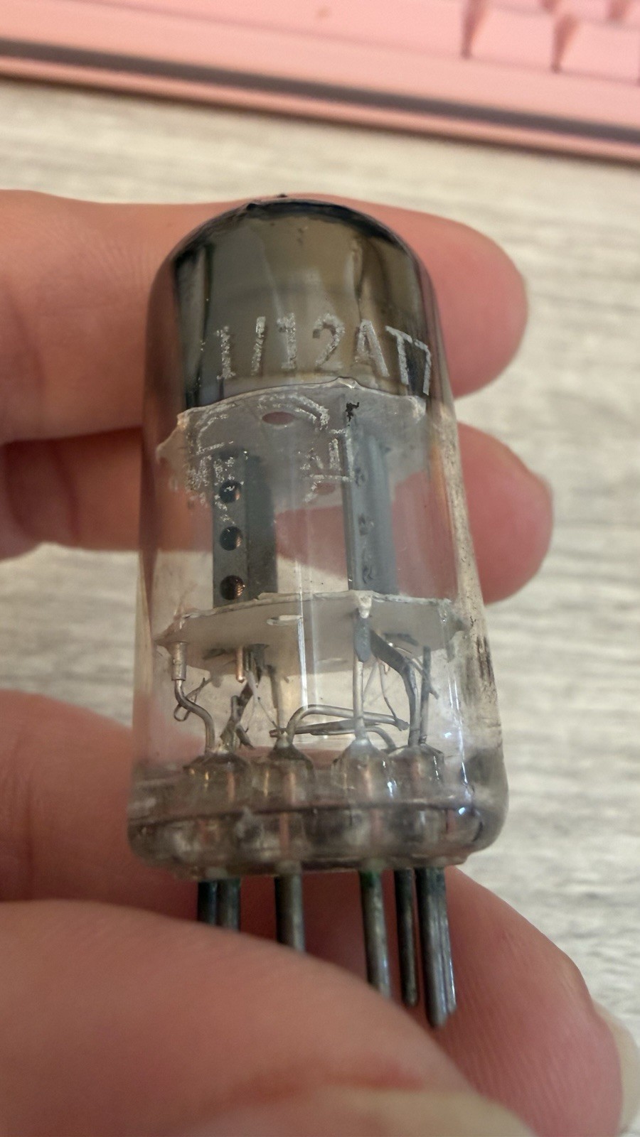 Mitcham MULLARD ECC81 E81CC 12AT7 RARE GRAIL TONE — NOS