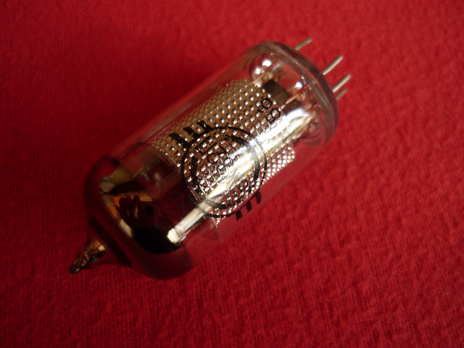 1pc. 6J32P / 6Ж32П ~ EF86, 6267 High-frequency pentode NEW. I-1966