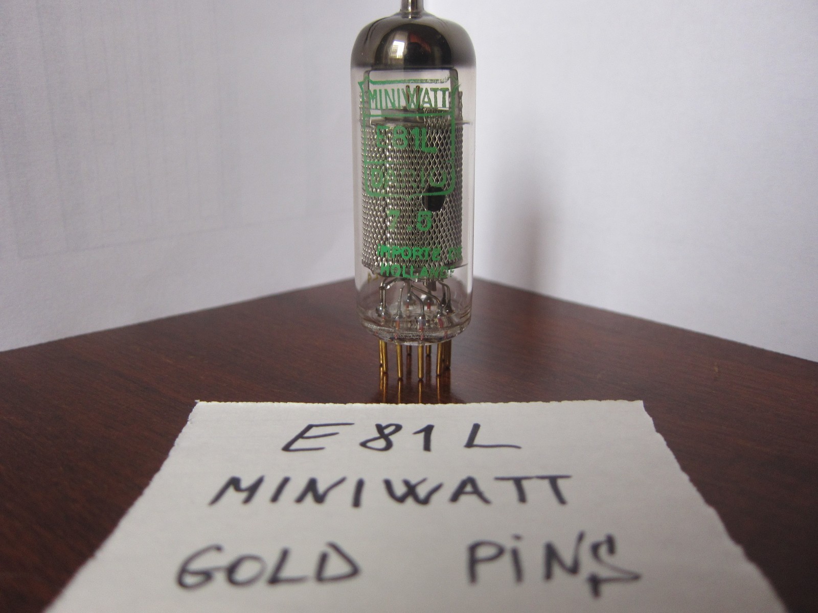 1x E81L / EL81 DARIO MINIWATT (NEW, NOS, GOLD PINS) from old stock! HOLLAND
