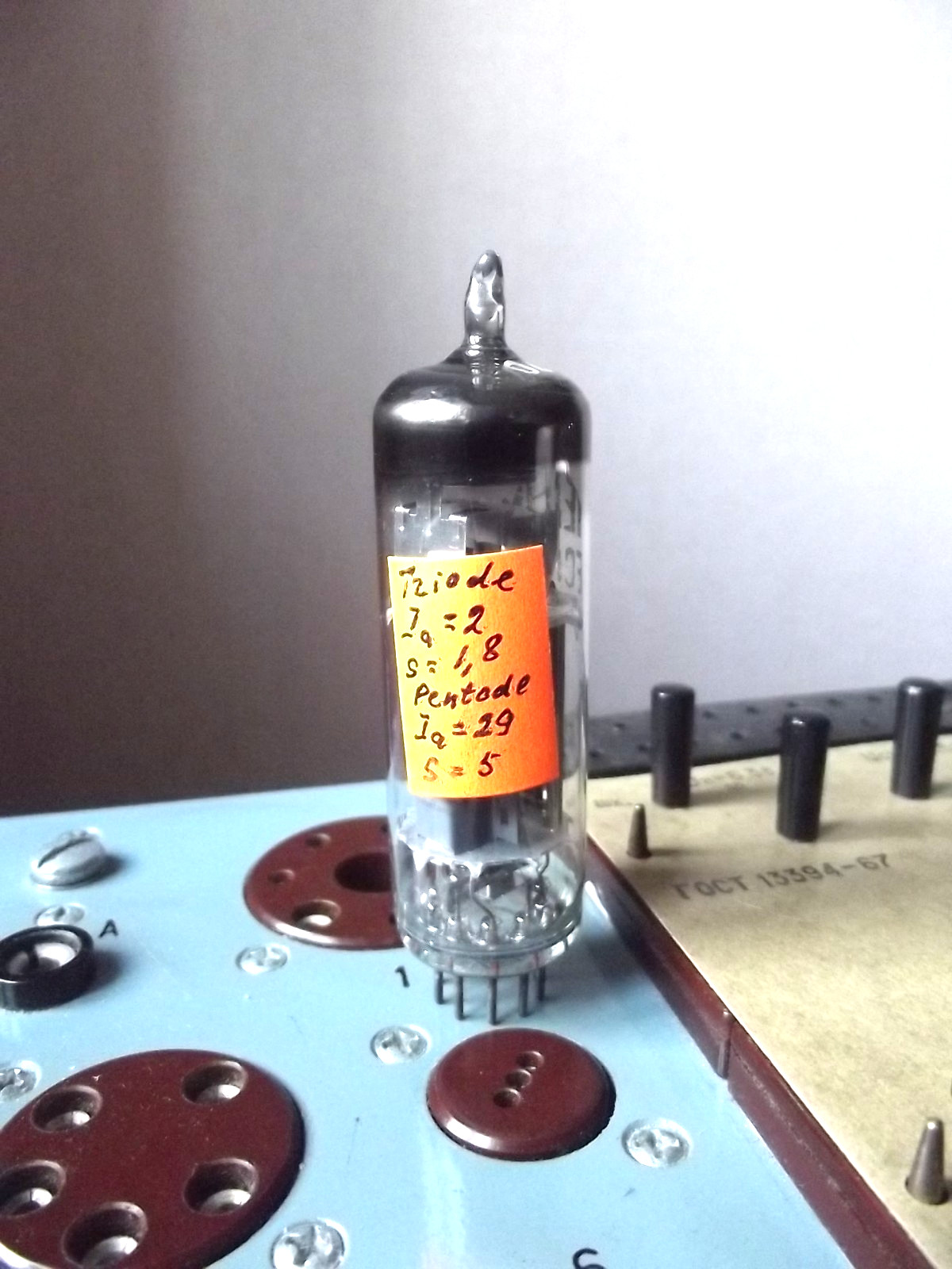 TESTED. ECL82 (6F3P, 6BM8) POLAM triode-pentode tube NOS