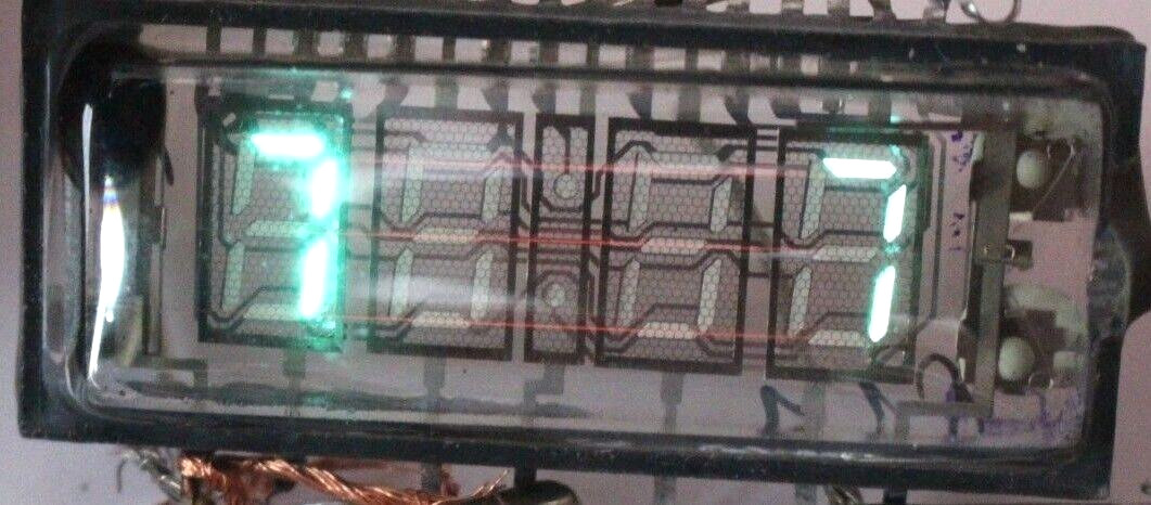 10x New IVL2-7/5 Vintage VFD Clock Indicators / NOS / Tested / 10pcs in one lot