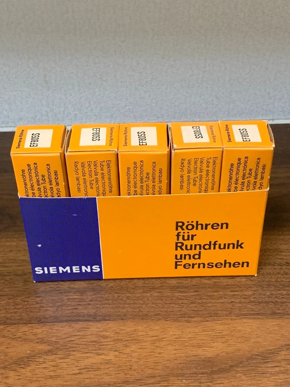 Tube EF805s Siemens- NOS NIB (01 pcs)
