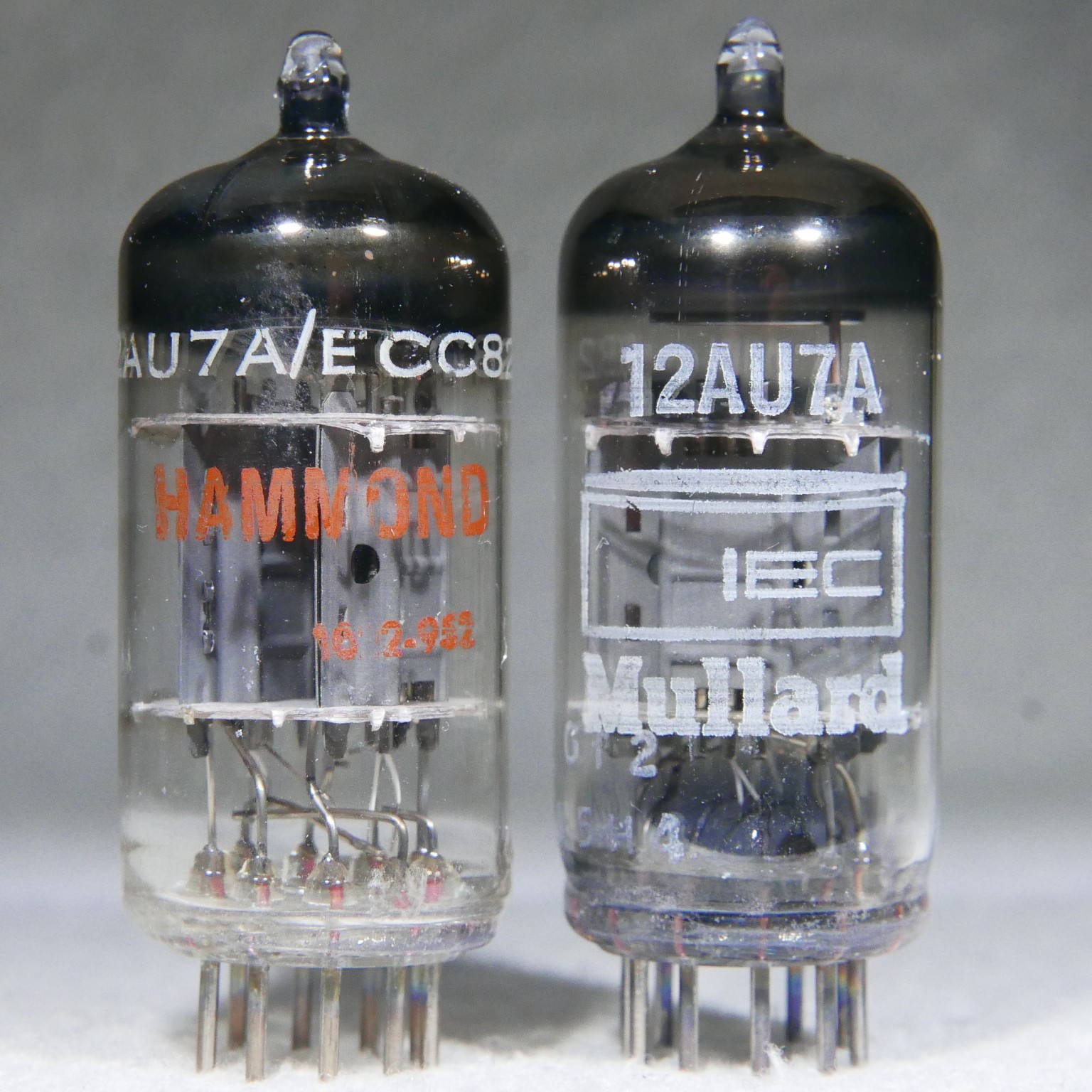 Pair Mullard 12AU7A/ECC82 Short Plate O-Getter Blackburn UK 1968/1965
