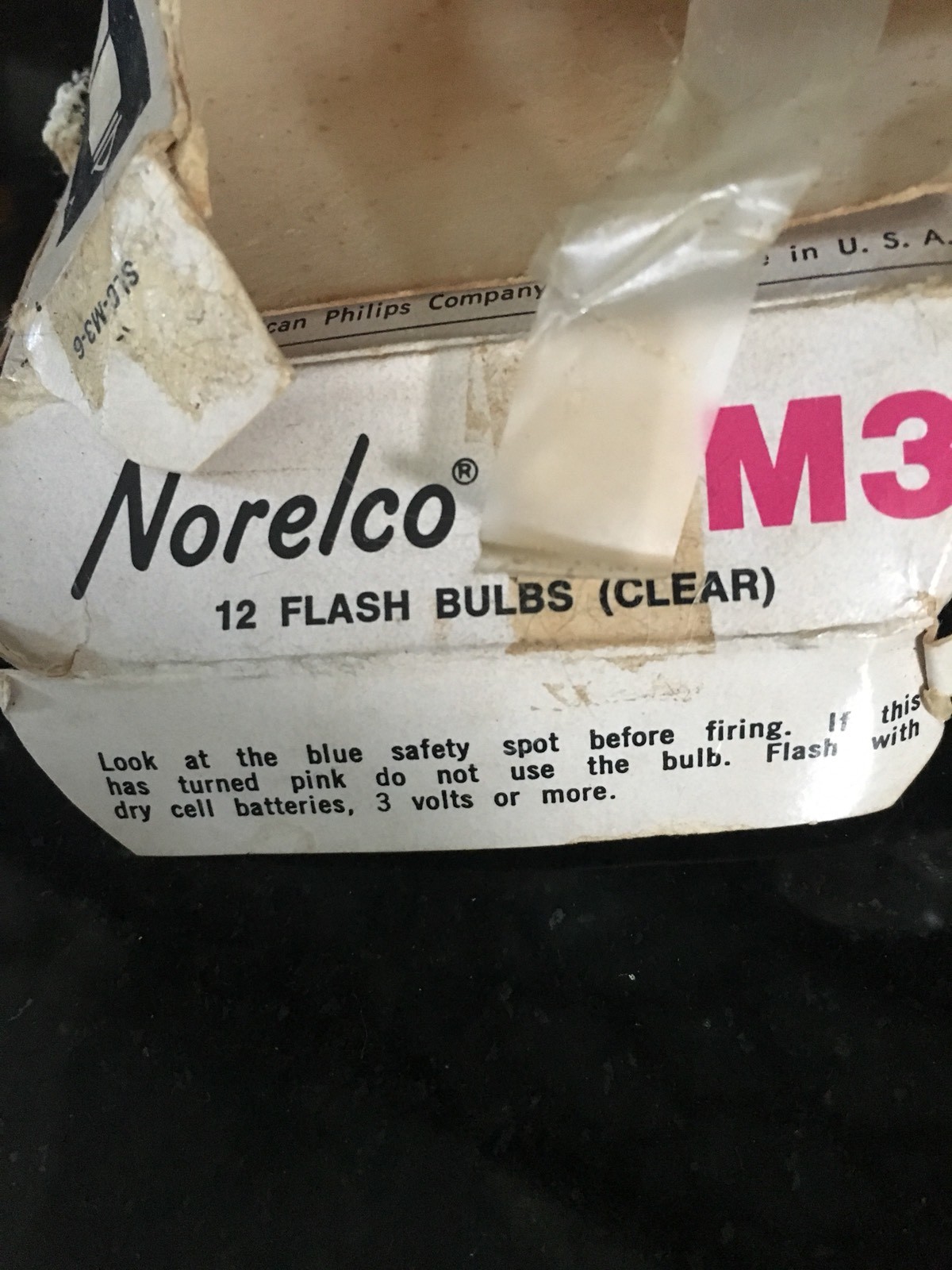 Flash Bulbs 43 New in Box Vintsge Norelco M3B Clear – Infallible Bulbs