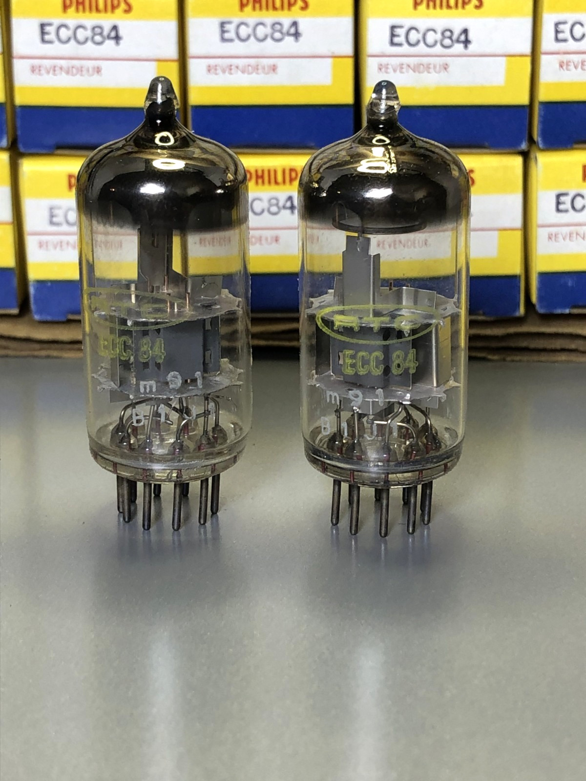 Matched Pair Philips ECC84 Mullard Blackburn B1J1 NOS_NIB Vintage Tubes 1971 .