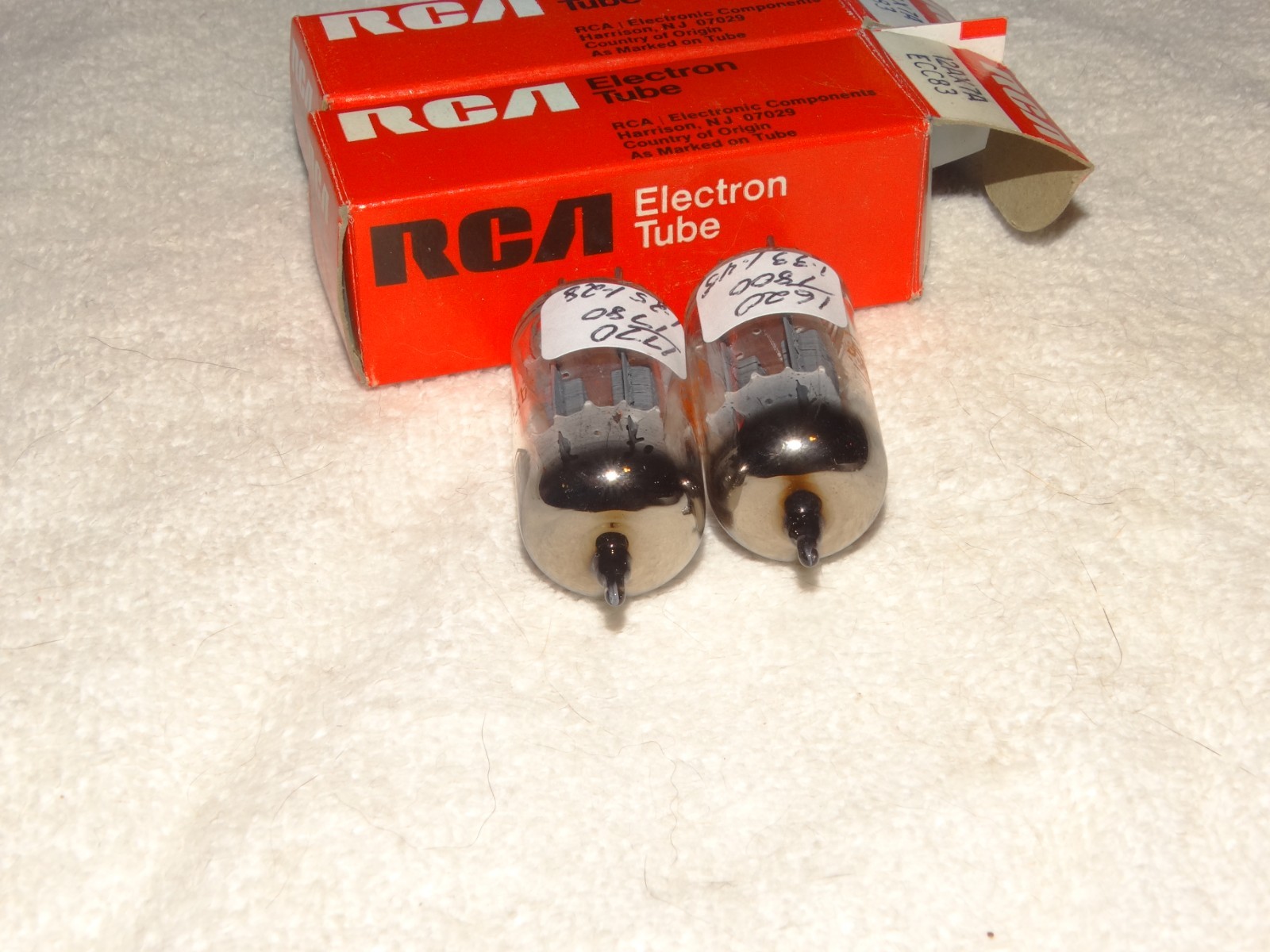 2 x 12AX7A RCA Tubes*NOS-NIB*Super Strong Bogey Pair*Meatball*#910