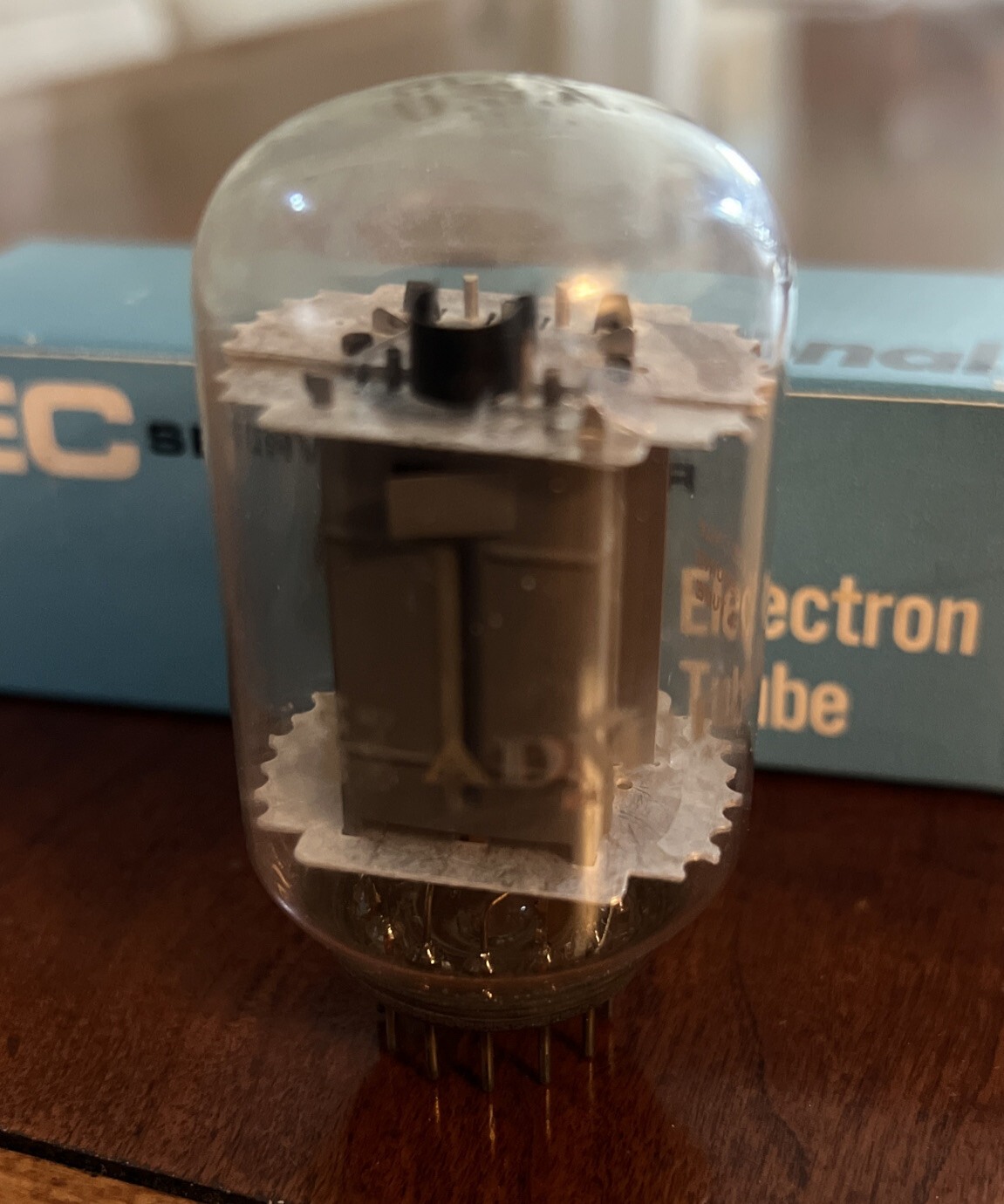 International 6LU8 Compactron Triode Pentode Color TV Valve IEC Mullard