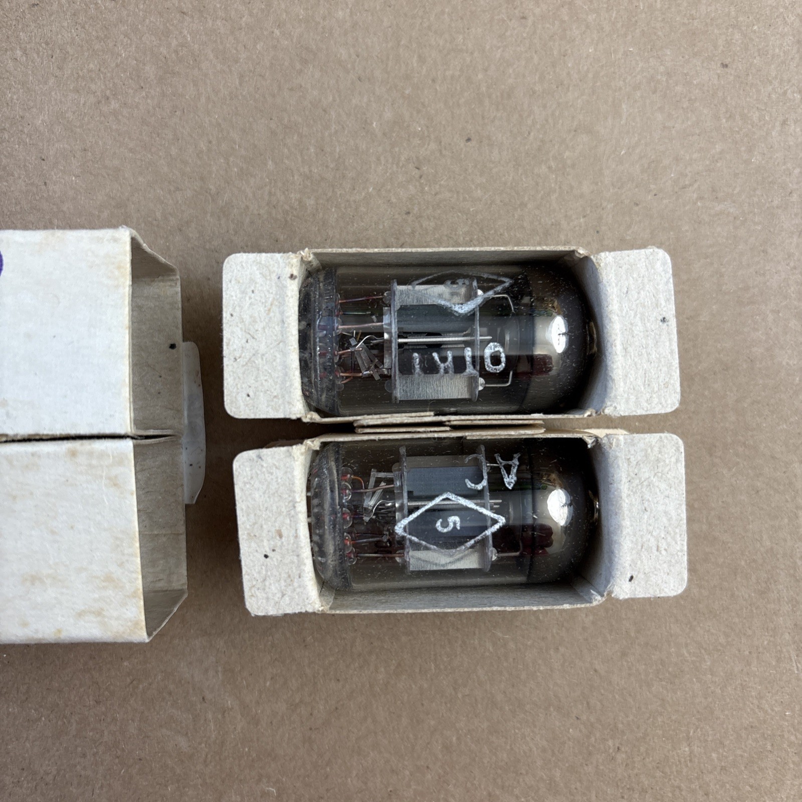 2 PC 6N2P-EV-OS (6Н2П-ЕВ-ОС, 6CC41) / NEW / BATCH / SILVER SHIELD / US STOCK