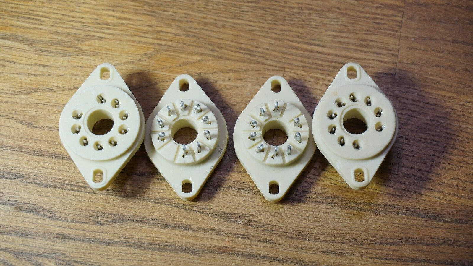 PL24SH-2K SOCKET Ceramic (AG Pin) 6KG6 SK509 EL509 6P36S 6P41S 6P45S 4pcs
