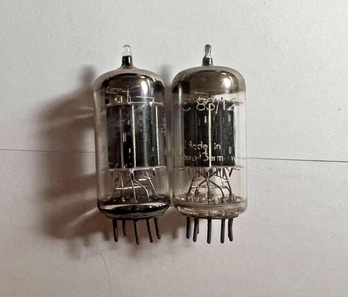 TWO Telefunken 12AX7’s ECC83, Smooth Plate Tube – tested STRONG