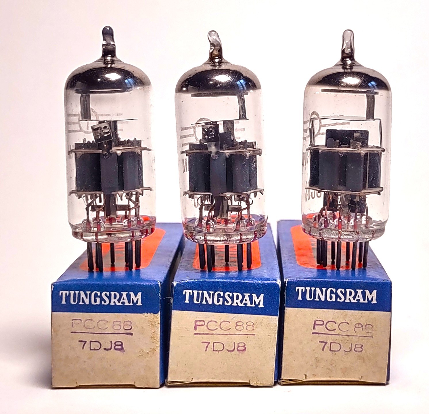 3x PCC88 7DJ8 Tungsram Tubes Valves Tube Lamps – New in Box – Mint NOS Audio