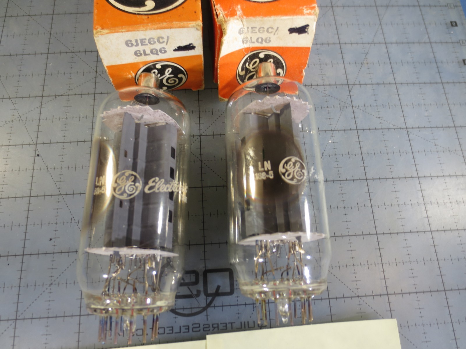 DATE MATCHED PAIR GE 6JE6C/6LQ6 NOS VAC TUBES (TESTED W/ B&K 747B)