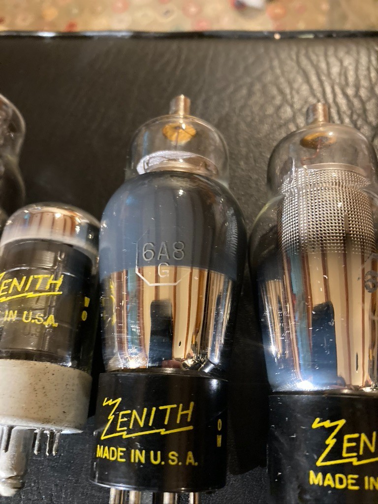 Lot of 8 6f6g Coke bottle 1940’s Radio Vacuum tubes Zenith USA WW2 Era Glass