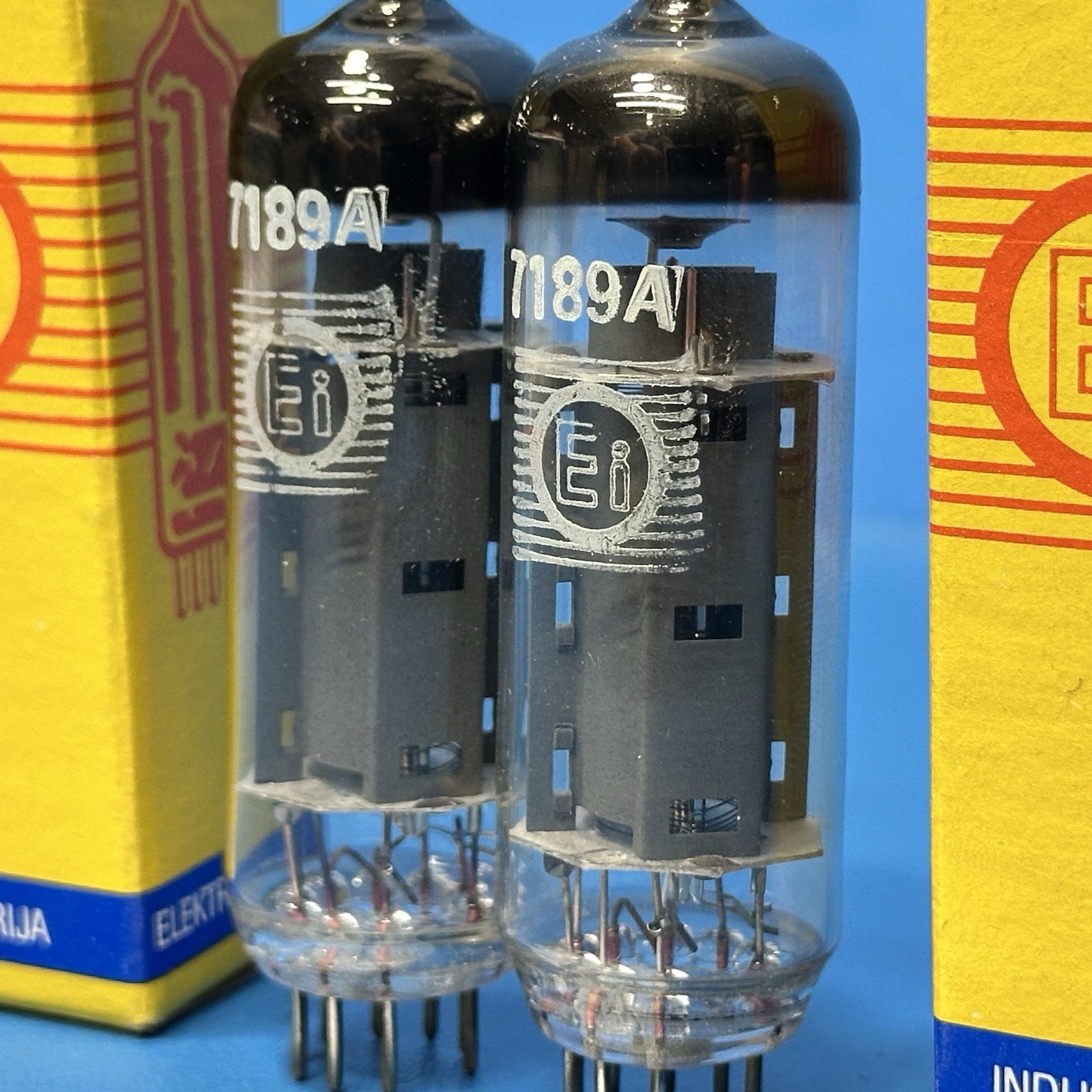 MATCHED PAIR NOS NIB Ei 7189A TUBES