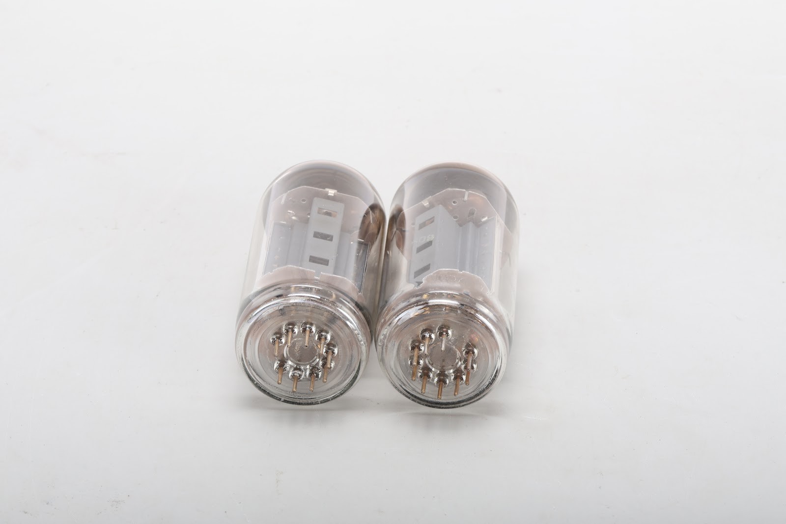 Unbranded EL509 Vacuum Tube (Lot of 2)